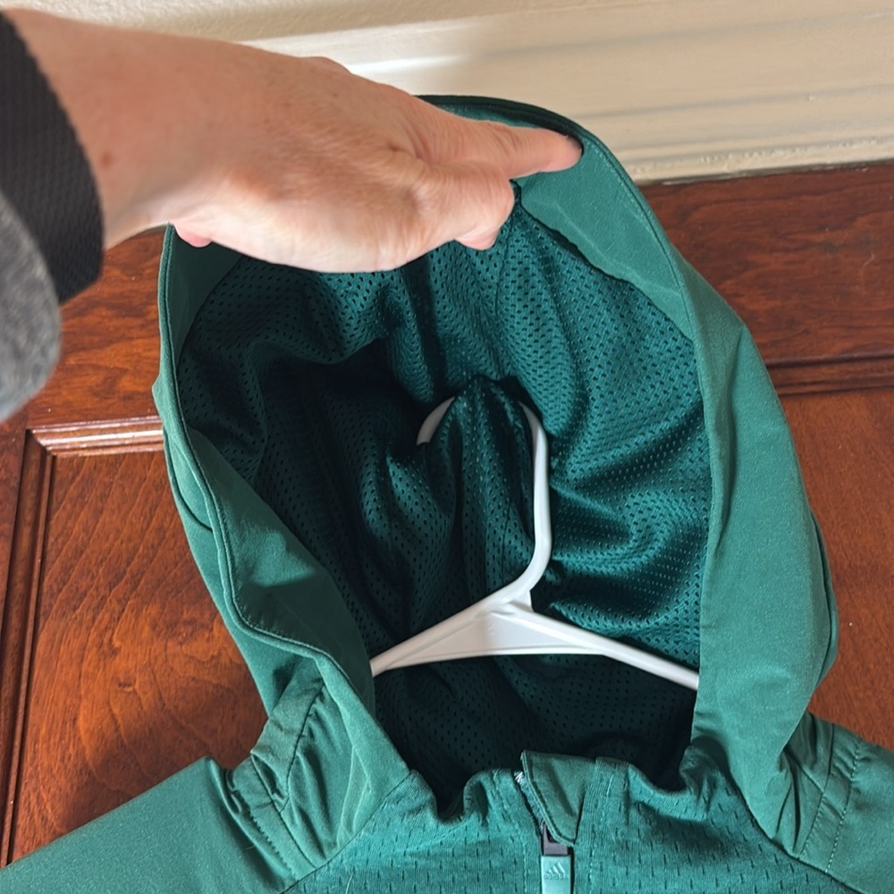 Adidas Men’s Lg Green USF Bulls Hooded Jacket with Zip Pockets. Curent Branding - Picture 10 of 13